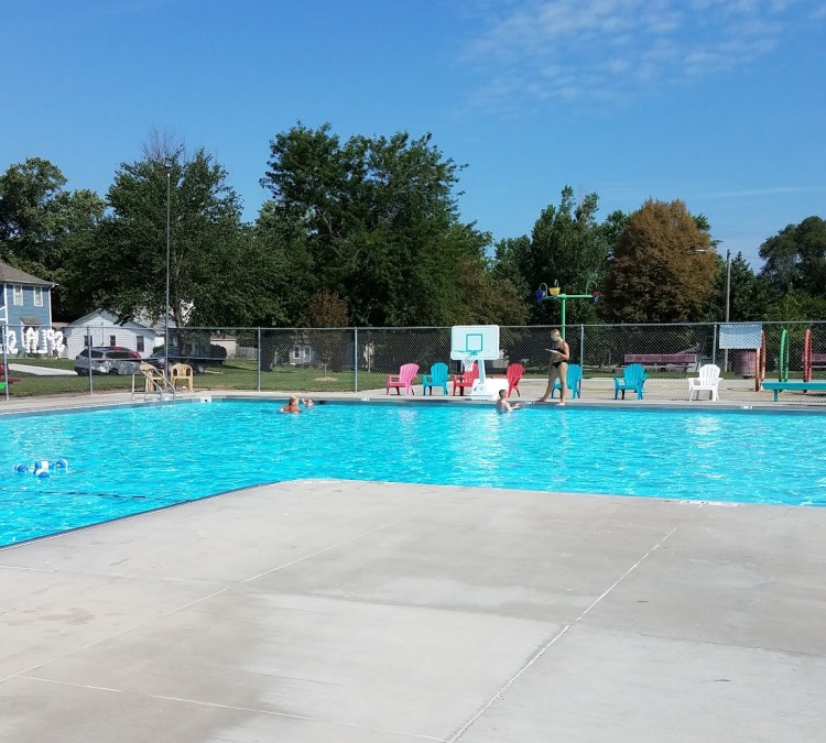 Arlington Public Swimming Pool (Arlington,&nbspNE)